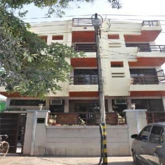 Proximity To The Commercial Hub Of Udyog Vihar, Gurgaon 3